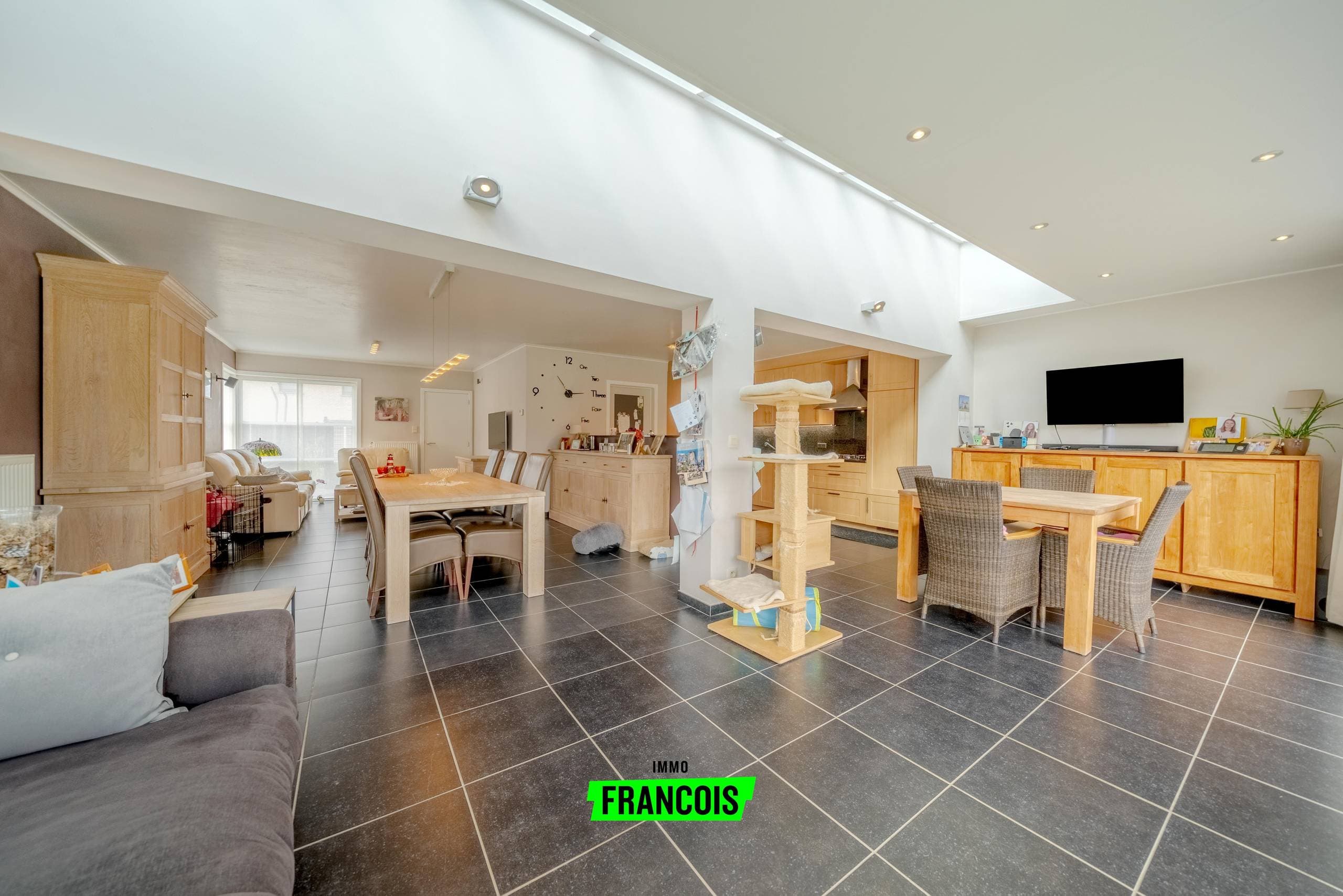 Huis te koop