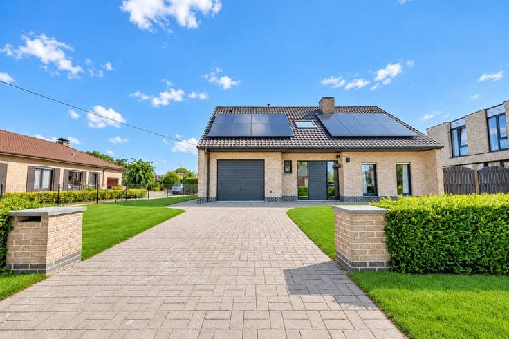 Goed gelegen, gerenoveerde woning met 3 slaapkamers, tuin...