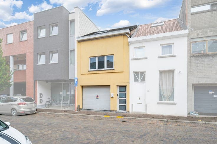TOFFE INSTAPKLARE WONING MET GARAGE