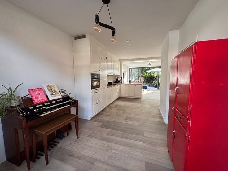 Renovated Family Home with EPC A Next to Rivierenhof Park