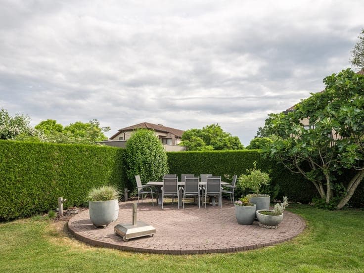 Vrijstaande gezinswoning op een perceel van 1.072 m², nab...