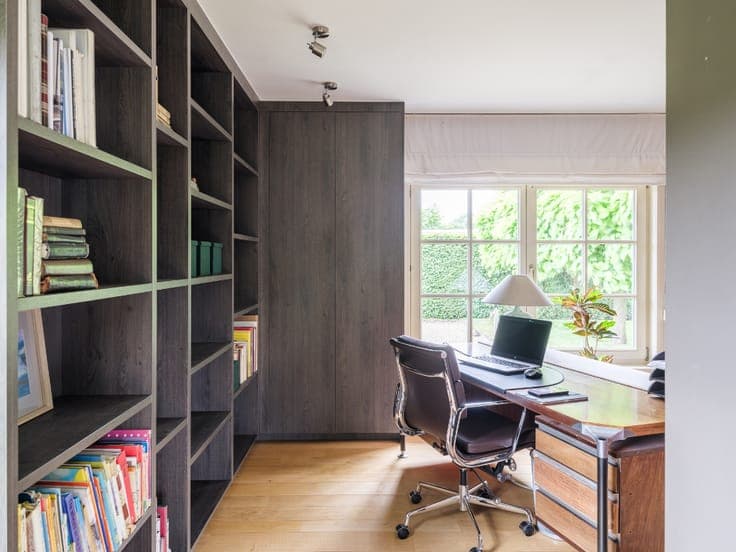 Vrijstaande gezinswoning op een perceel van 1.072 m², nab...