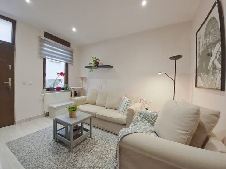 Charming renovated house with 2 bedrooms and office
