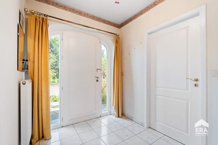 House in Enghien