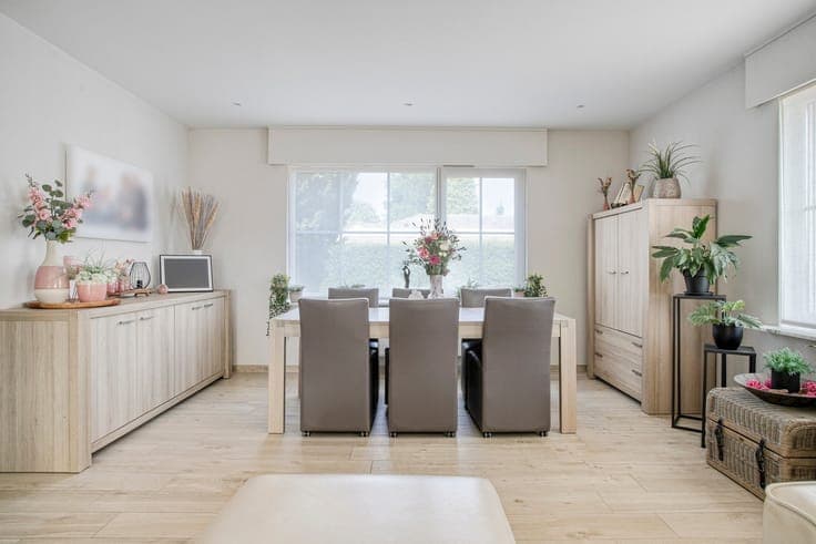 A beautifully maintained, spacious 4-bedroom home with a gar