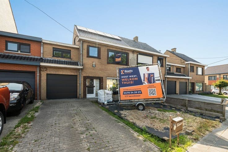 Spacious family home with a renovated interior