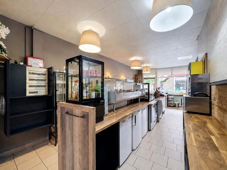 Commercial property — near Standard Liège