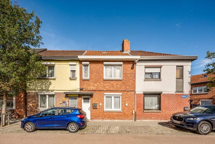 Gezellige woning met stadstuin op een gegeerde locatie in...