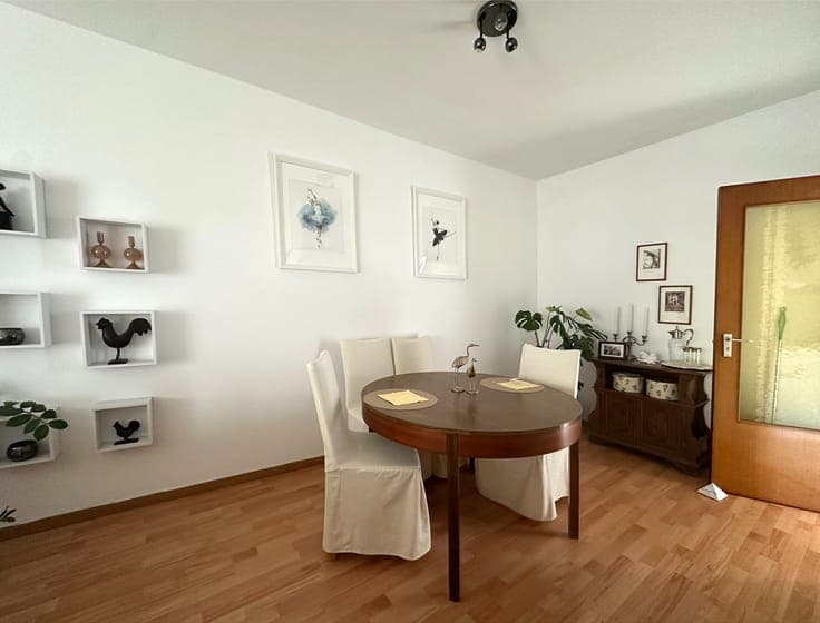 Prachtig opbrengsteigendom met 8 éénslaapkamerappartement...