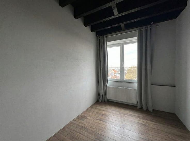Yield property with 3 bedrooms & ±4.8% yield