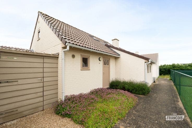 Charming 3-bedroom vacation home for sale in Harendijke