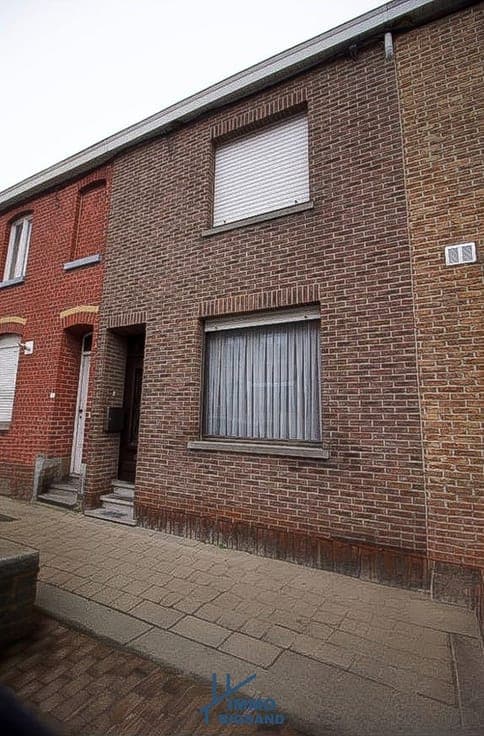 Te renoveren woning met uitweg te koop te Rekkem
