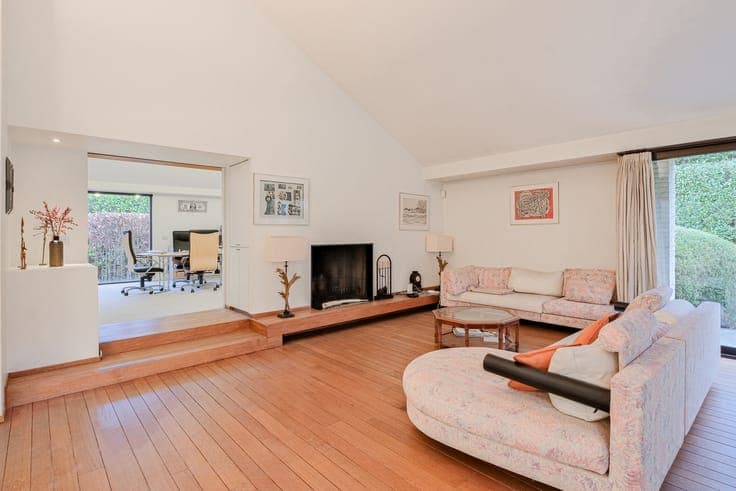 Fort Jaco: splendid villa of ± 453 m² on 15 ares - 5 bedr.