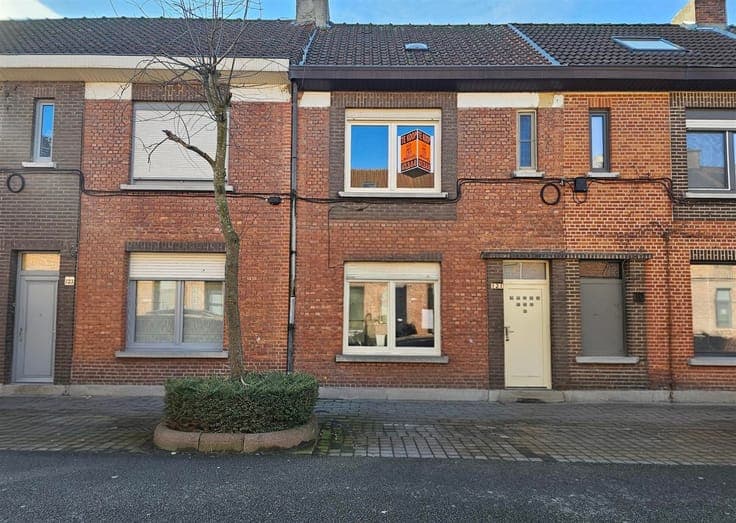 House with 3-4 bedrooms and garden