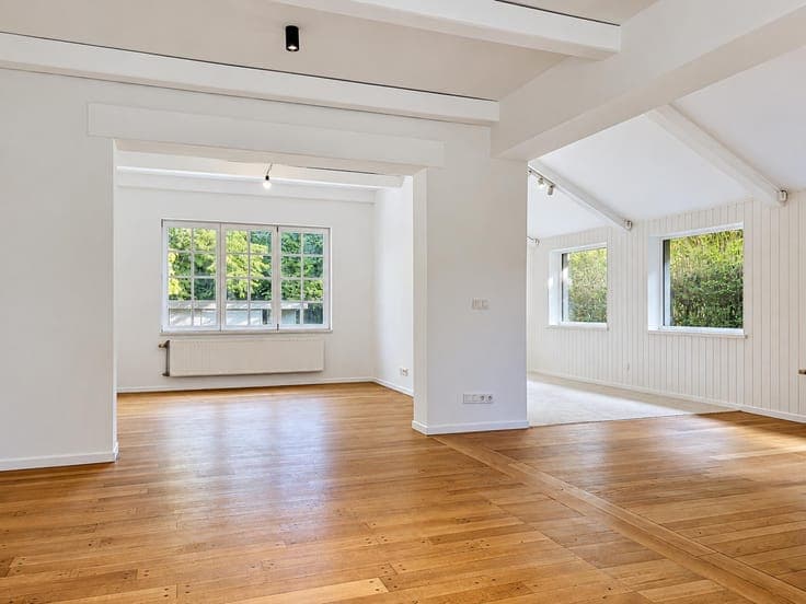 Villa de 300m² - 5 ch - localisation 100%