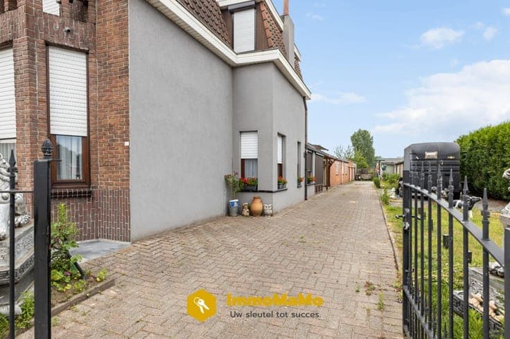 HUIS TE KOOP MET OPSLAGRUIMTE IN LOCHRISTI (WACHTEBEKE)