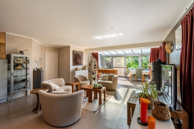 Quiet living in a prime location on a dead-end street!
