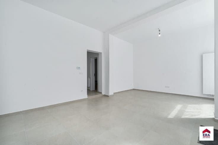For sale: renovated house near station in Ruisbroek