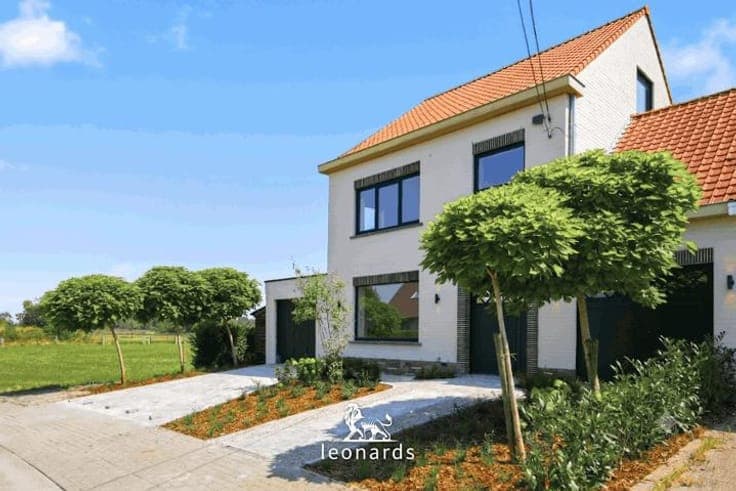 Fully renovated semi-detached house in Waregem