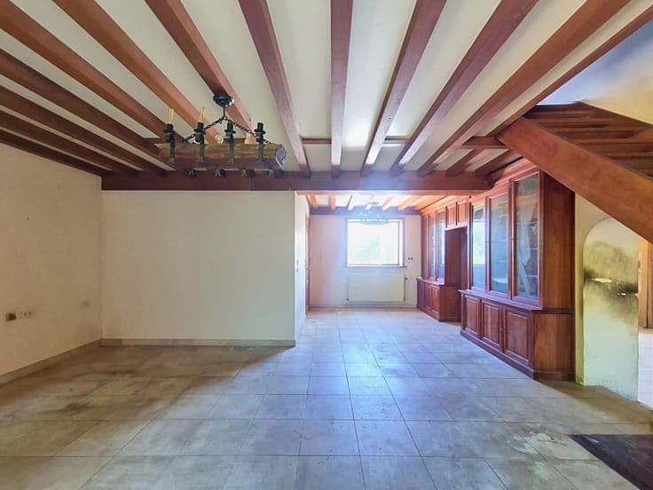 Opportunité: vaste double habitation à fort potentiel
