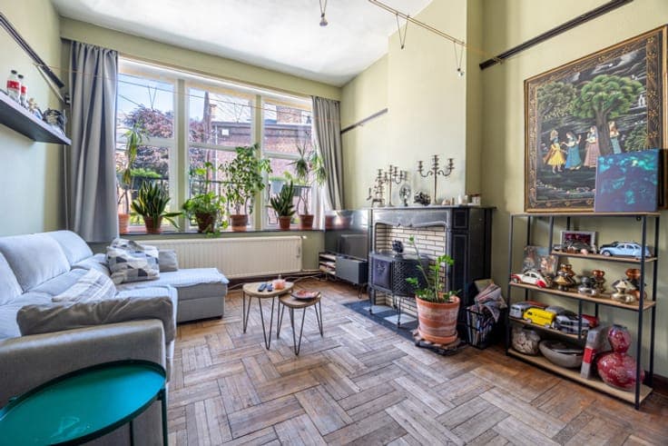 Bedroom House with Garden and Independent Studio