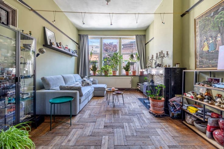 Bedroom House with Garden and Independent Studio