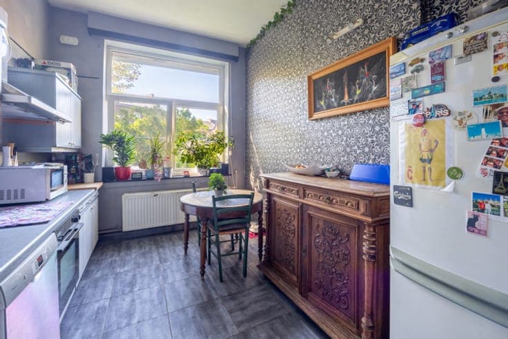 Bedroom House with Garden and Independent Studio