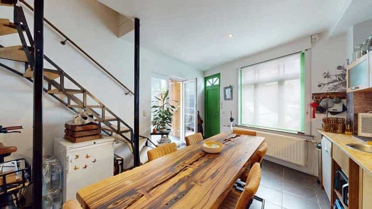 Broom Corner: 2-bedroom maisonette with terrace