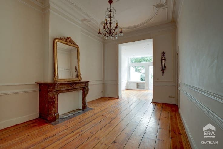 7-bedroom mansion with a garden in Ixelles