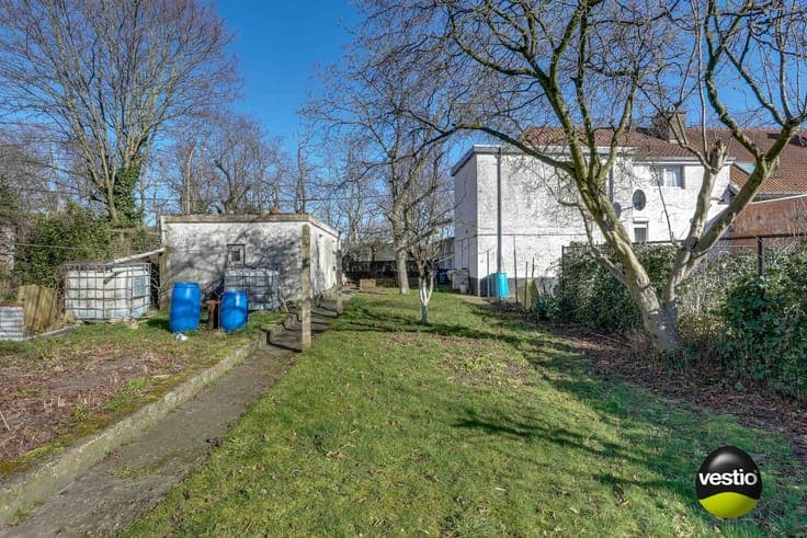 RUSTIG GELEGEN WONING MET 4 SLAAPKAMERS