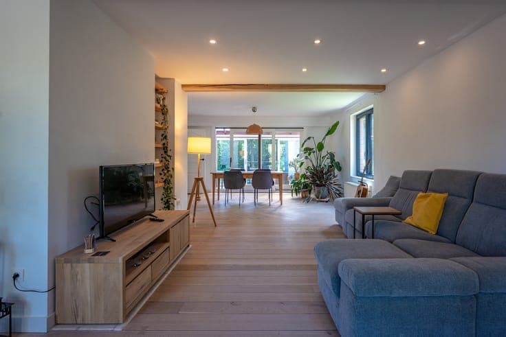 A villa in a quiet location with 3 spacious bedrooms