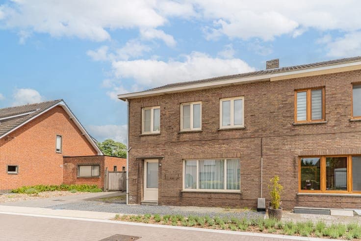 House in Ravels