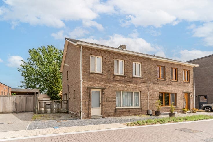 House in Ravels