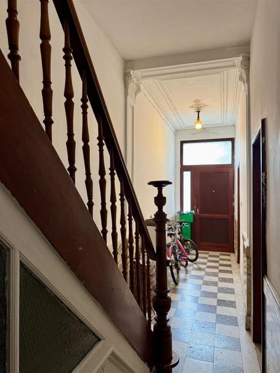 Opbrengsteigendom met 3 appartementen