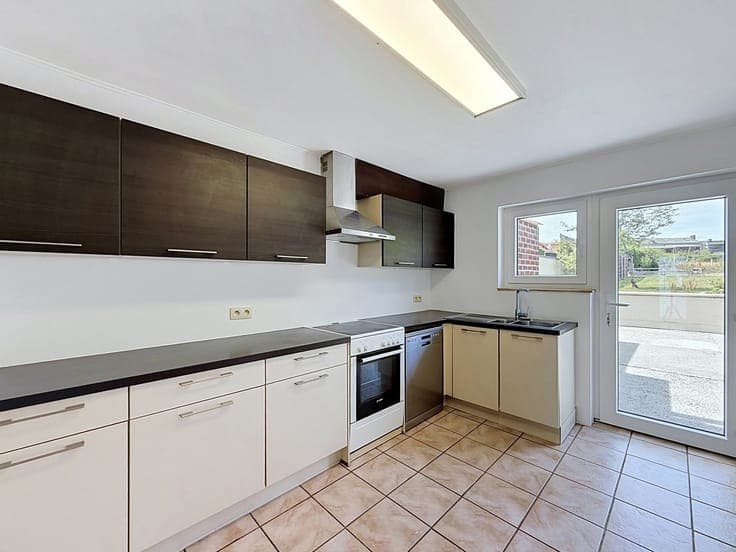 3-bedroom house with a garden and garage in Haversin!