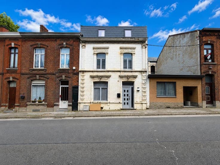 House in Châtelet