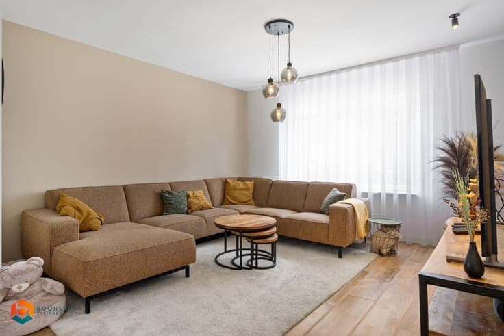 Recent gerenoveerde woning met 3 slpkrs en tuin