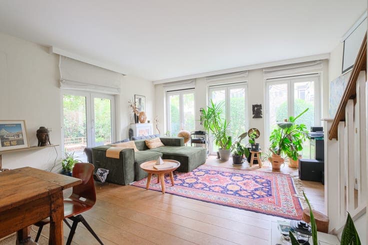 Magnificent Rear House with a ±140 m² Garden and Parking