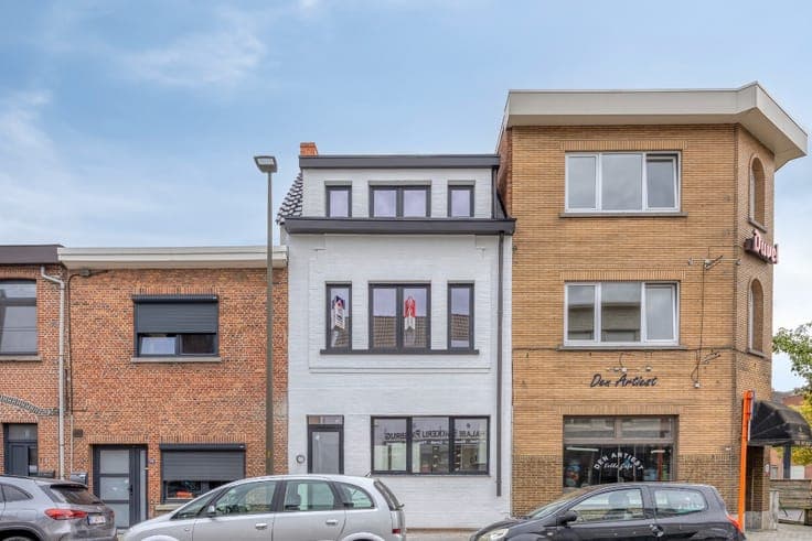Fully renovated home with 4 bedrooms