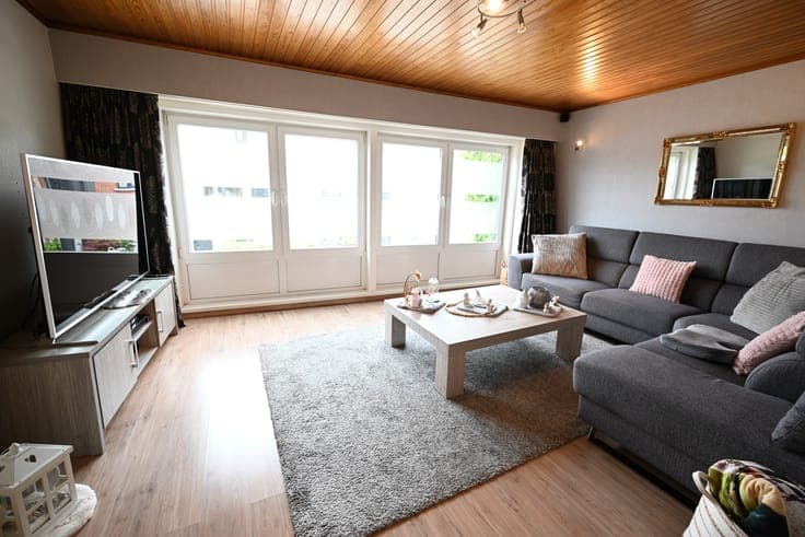 DEGELIJKE bel-etagewoning op TOPLIGGING!