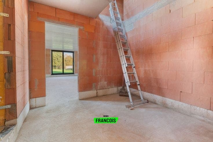 Casco pastor-style home in a quiet location in Letterhoutem