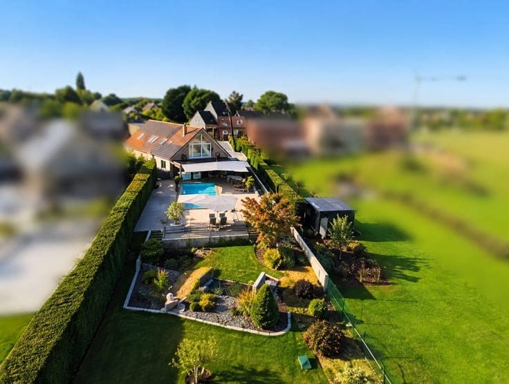 Exceptional property with a pool on approximately 24 ares