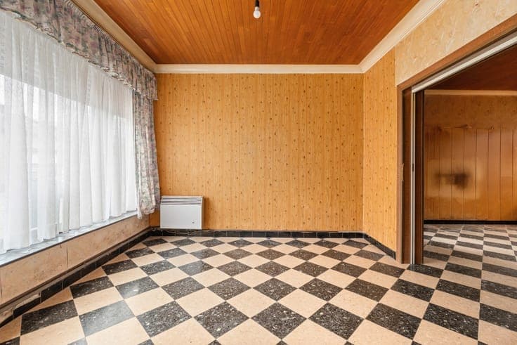 Semi-detached house with garden in Buggenhout