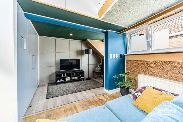 Charming move-in ready duplex home with garden for sale in …