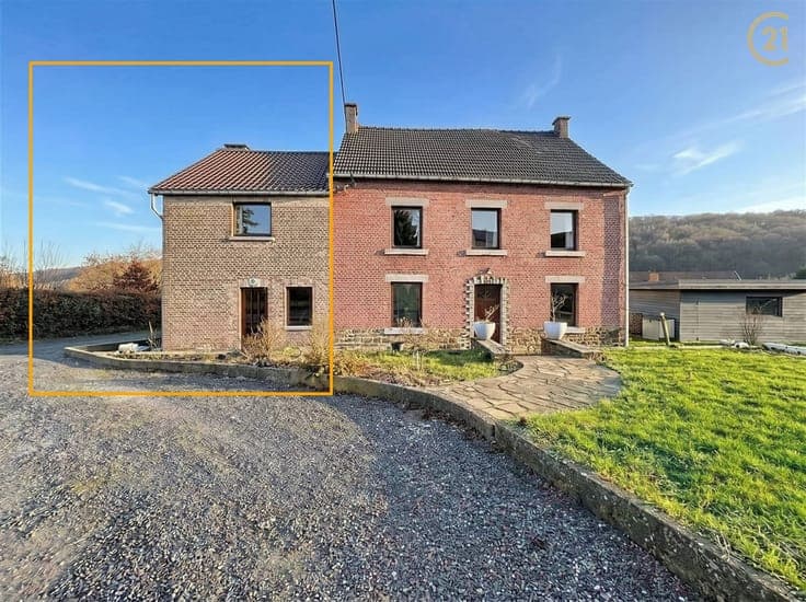 Maison unifamiliale avec garage et possibilité de profession