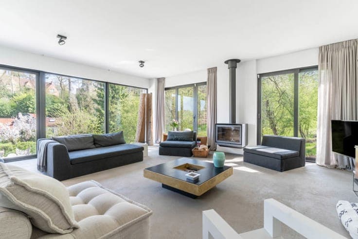 Genval : Villa contemporaine rénovée 4CH/3SDB/PEB A