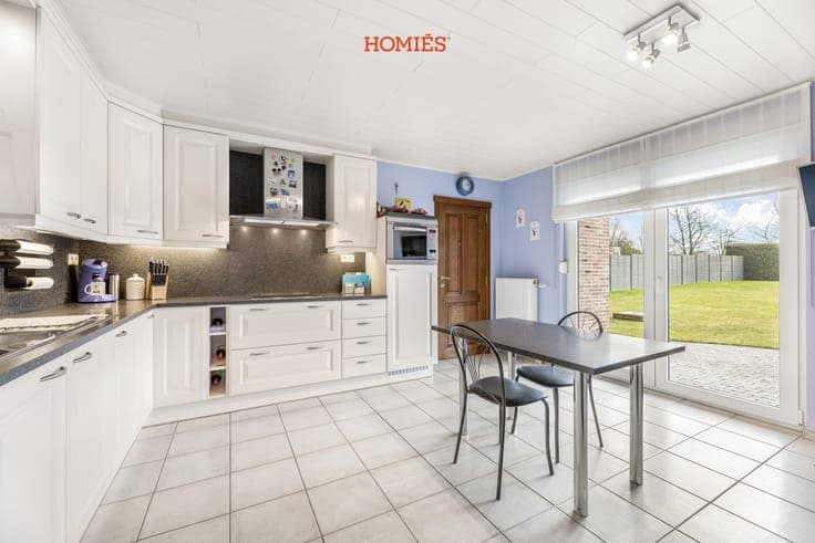 Landelijk gelegen woning met zuidgerichte tuin en 3 slaap...