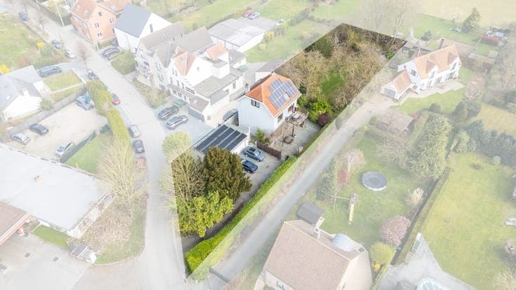 Spacious, characterful house for sale in Meise.