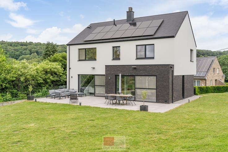 Energiezuinige, moderne woning met een bewoonbaar oppervl...