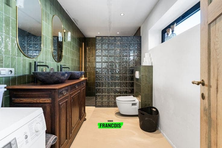 Semi-detached, move-in ready, and partially renovated house…